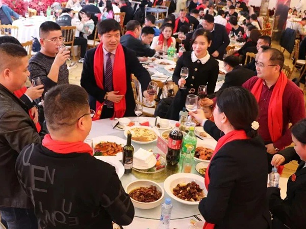 錦志卓越，閃耀未來 | 業(yè)盛堂集團2021年總結表彰暨2022年新春聯(lián)歡會精彩回顧